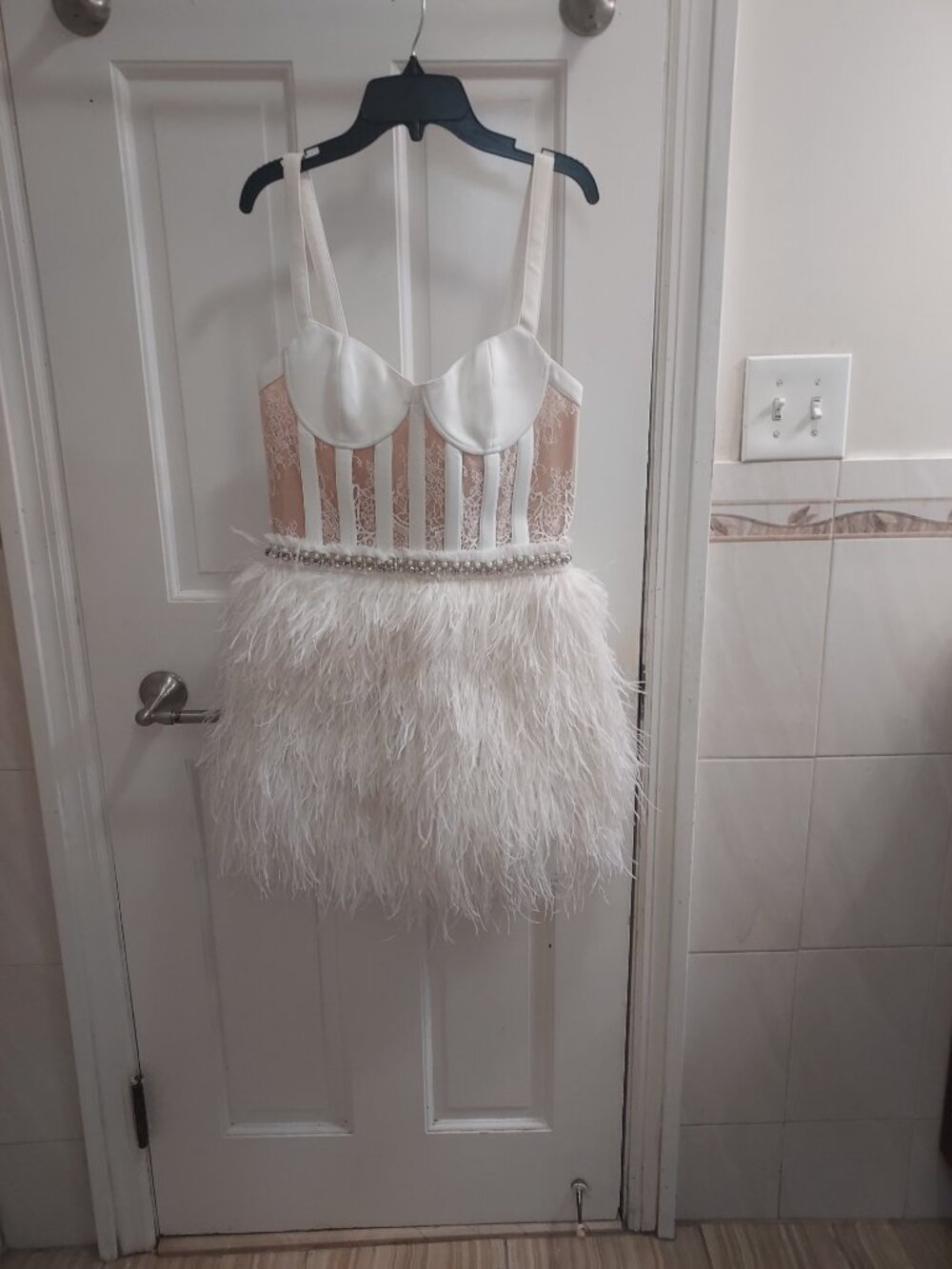 Alice Olivia Xia Wedding Bridal White Sheer Bustier Feather Mini Dress - Picture 6 of 15